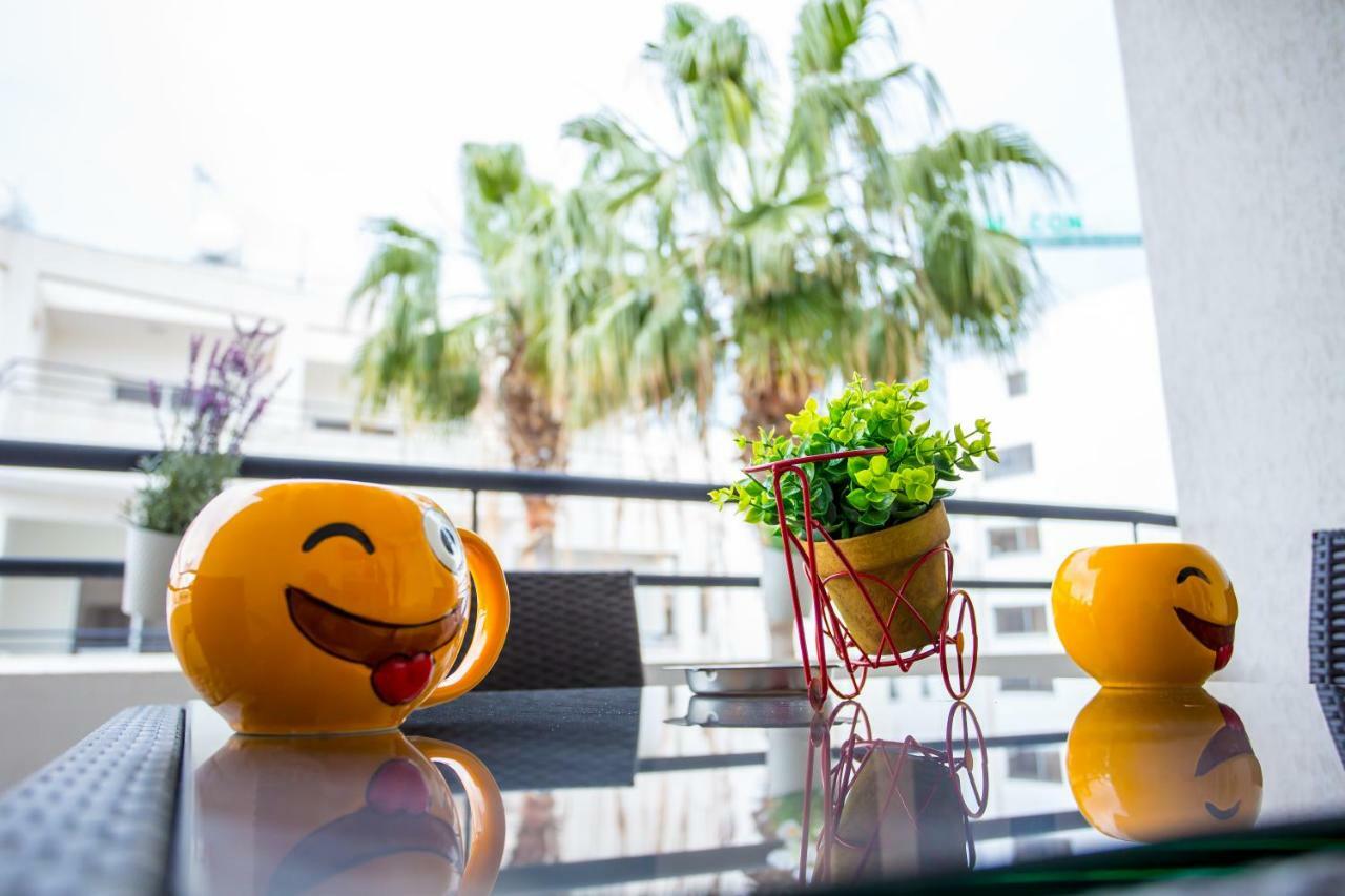 Yippee! Apartments I Town Center Larnaca Extérieur photo