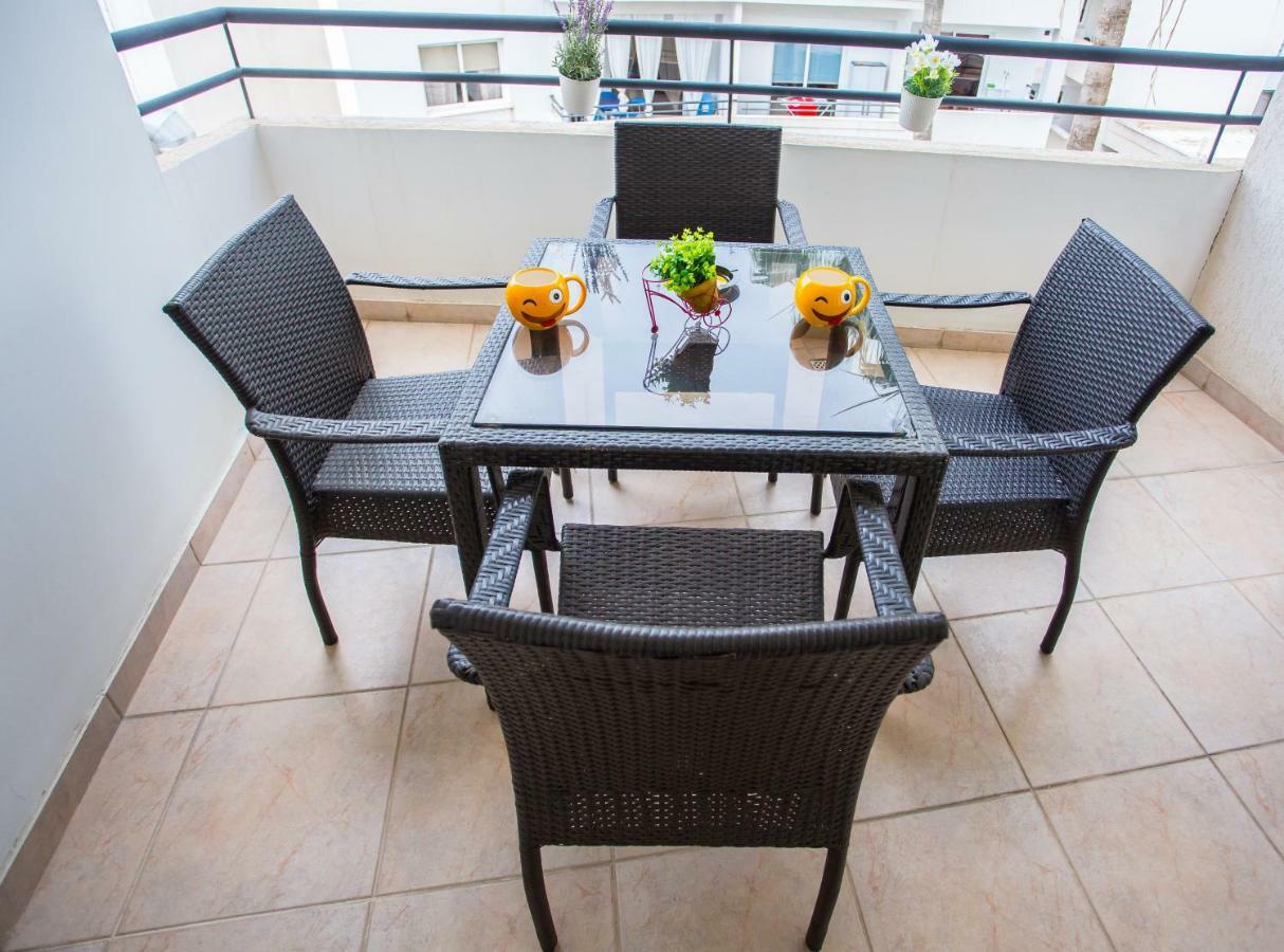 Yippee! Apartments I Town Center Larnaca Extérieur photo